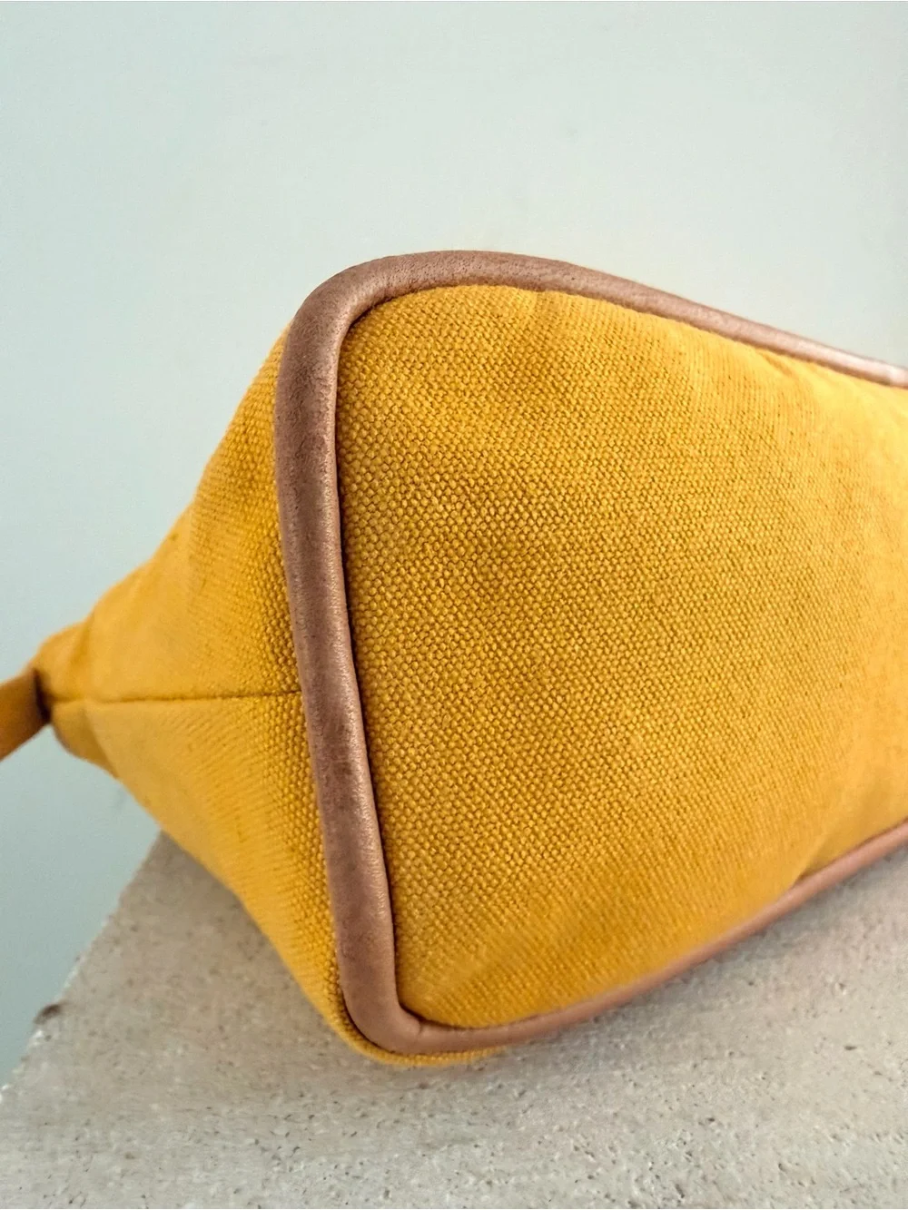 HERMÈS Bolide MM Yellow Canvas Cosmetic Travel Pouch Makeup Case France